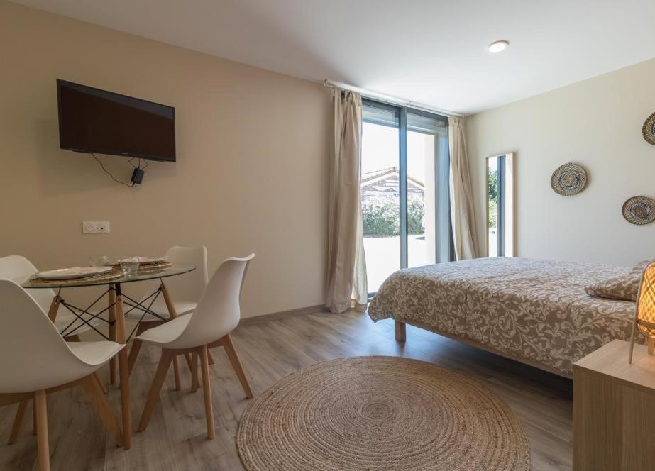 Domaine Le Caprougeat Ξενοδοχείο Daux Εξωτερικό φωτογραφία